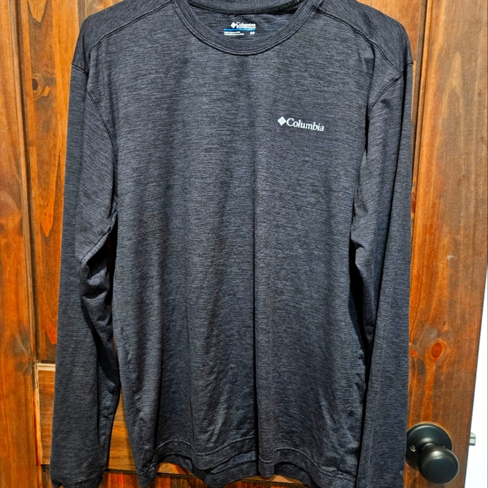 Columbia Mens Black Long Sleeve Shirt Omni Shade Dark gray